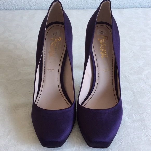 Jerome C. Rousseau satin Aizza Pump in violet - Picture 8 of 9